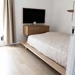 3 Floor In 160 M2-3 Bedrooms Apartment *